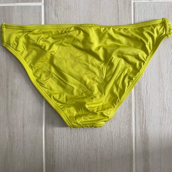 Bathing suit - Picture 5 of 8